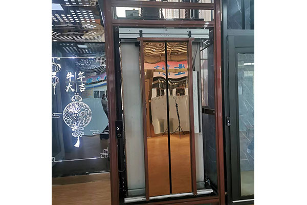 家用电梯